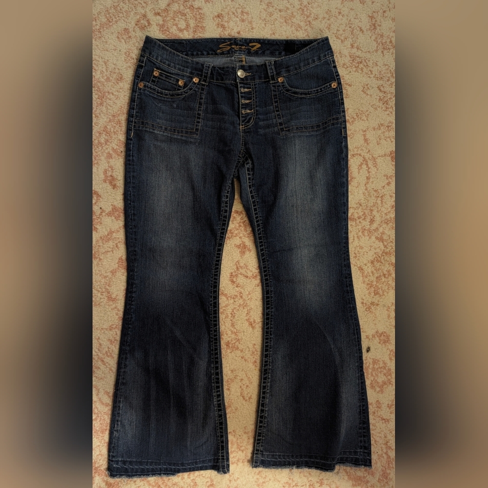 Seven Jeans